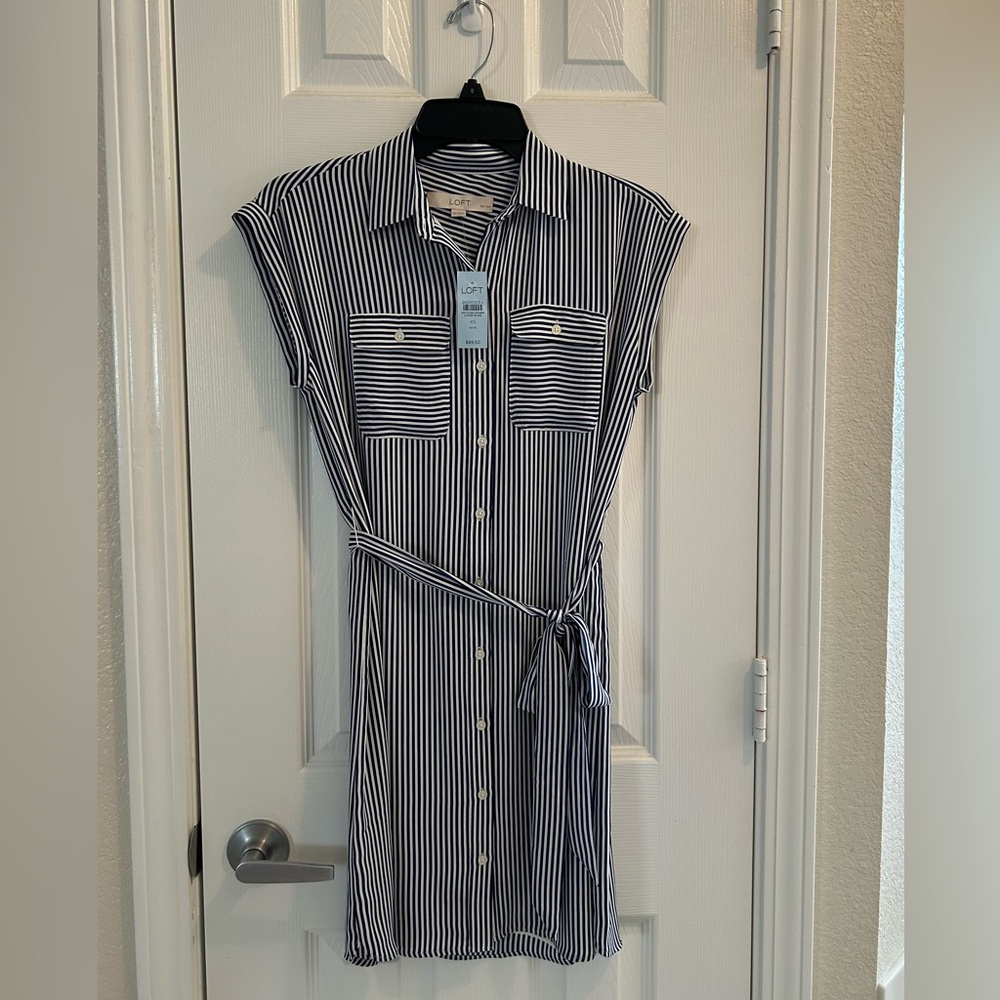 🍀NWT Loft dress size petite XS